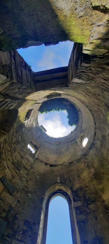 Roofless Clifden Castle